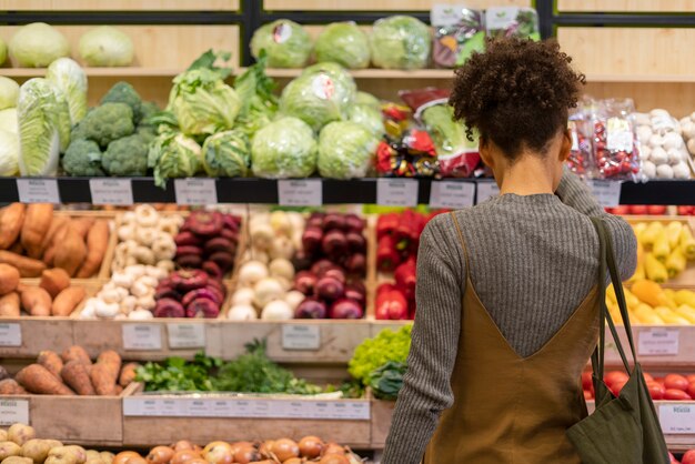 6 Costly Mistakes to Avoid When Shopping for Groceries