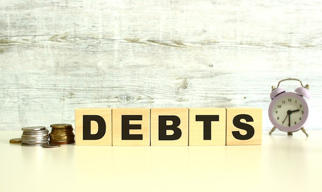 Assessing the Benefits and Drawbacks of Debt Consolidation